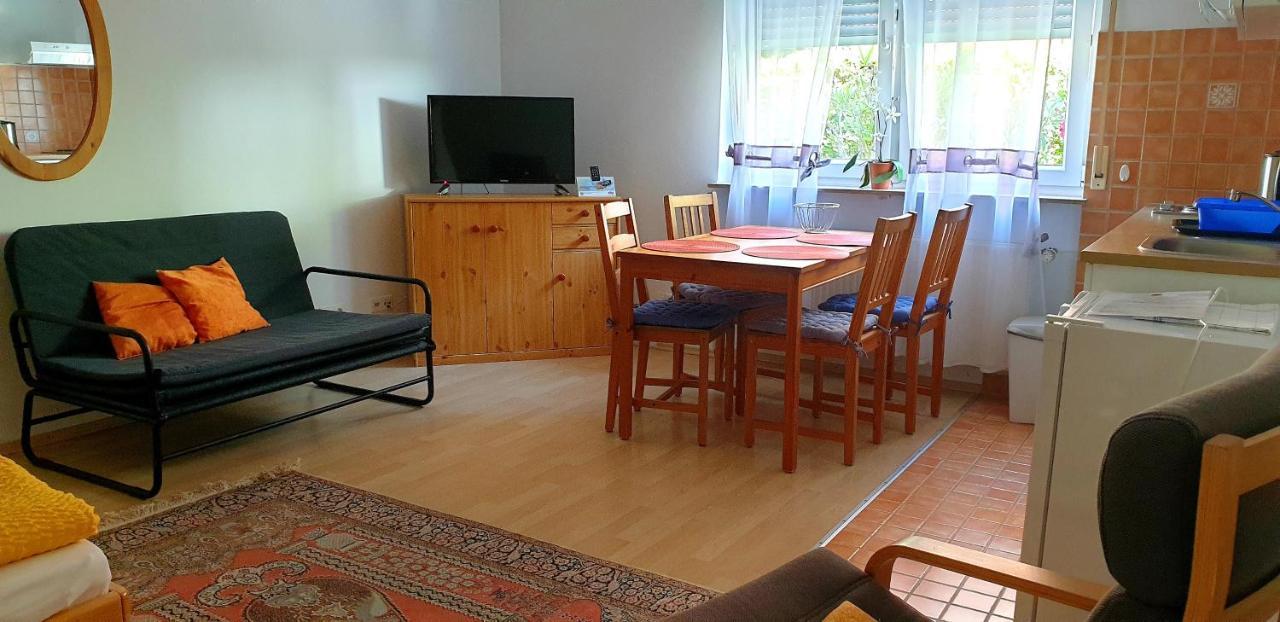 Apartmenthaus "Zum Lowen" Heidelberg - Ziegelhausen Buitenkant foto