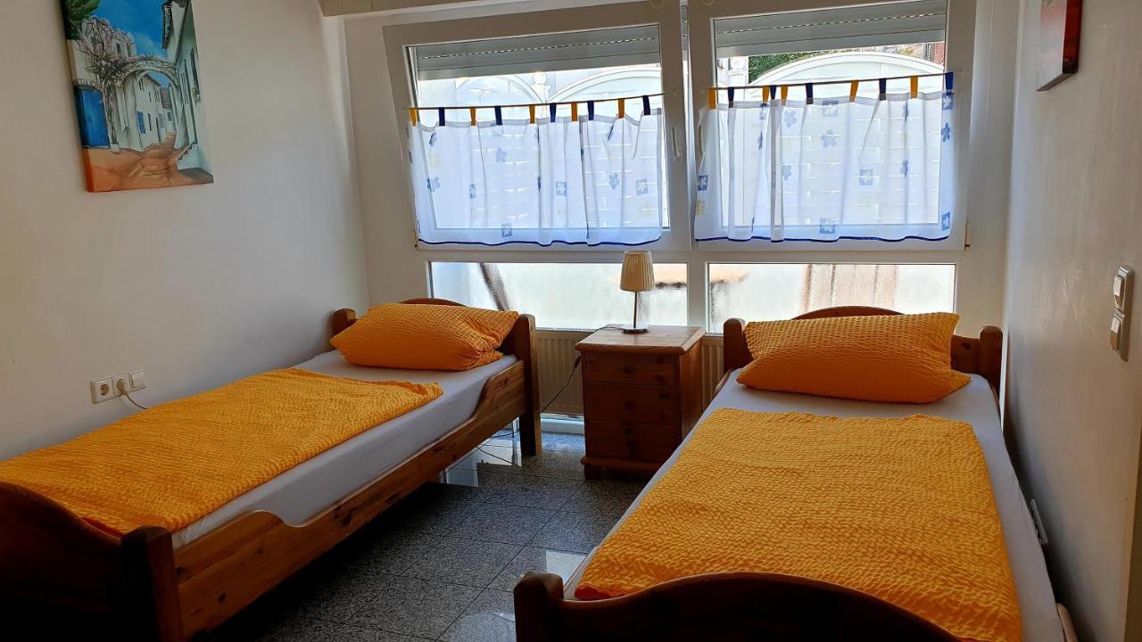 Apartmenthaus "Zum Lowen" Heidelberg - Ziegelhausen Buitenkant foto