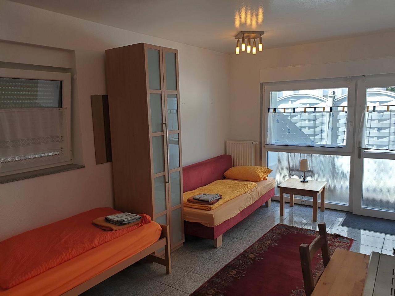 Apartmenthaus "Zum Lowen" Heidelberg - Ziegelhausen Buitenkant foto